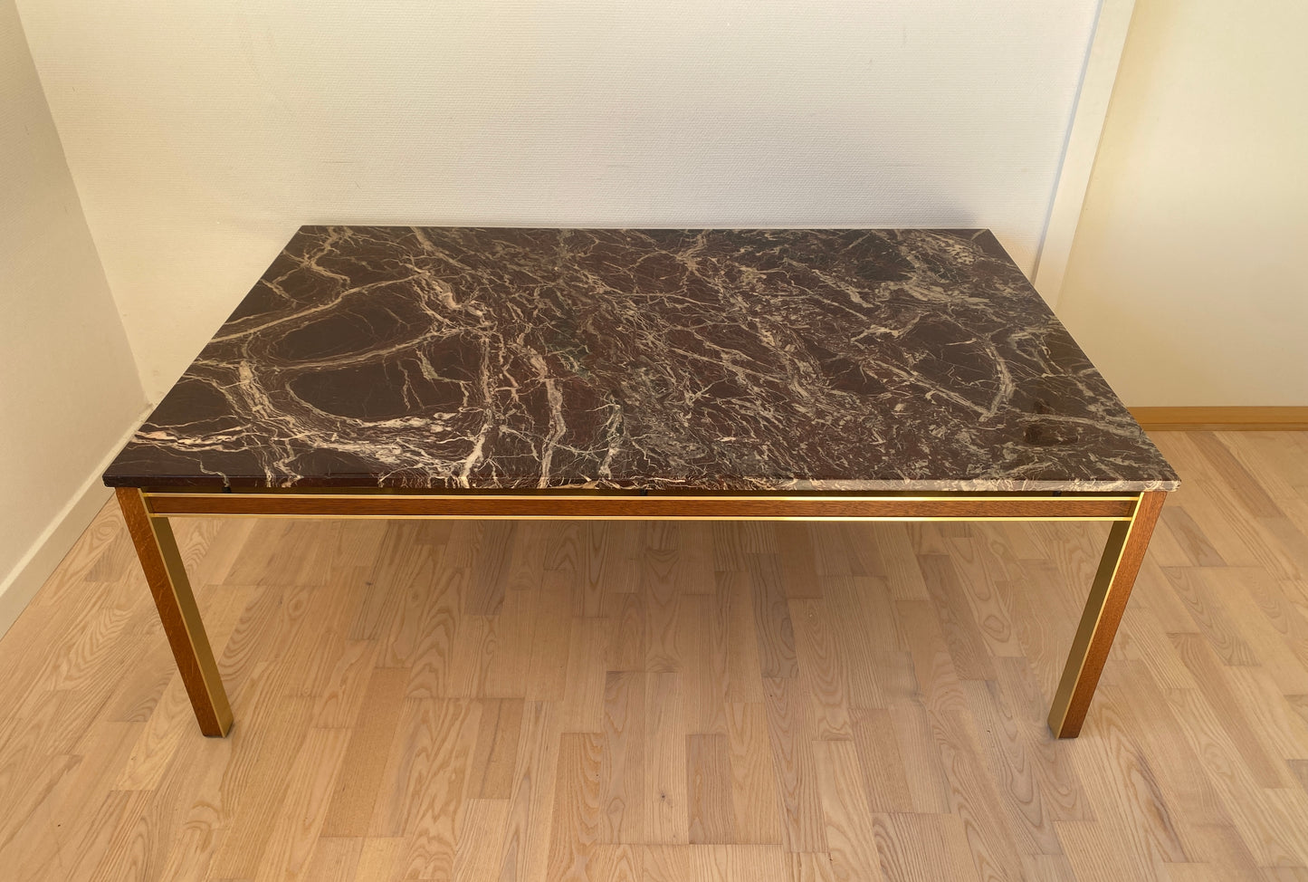 Sofatisch mit Marmorplatte von Bendixen Design