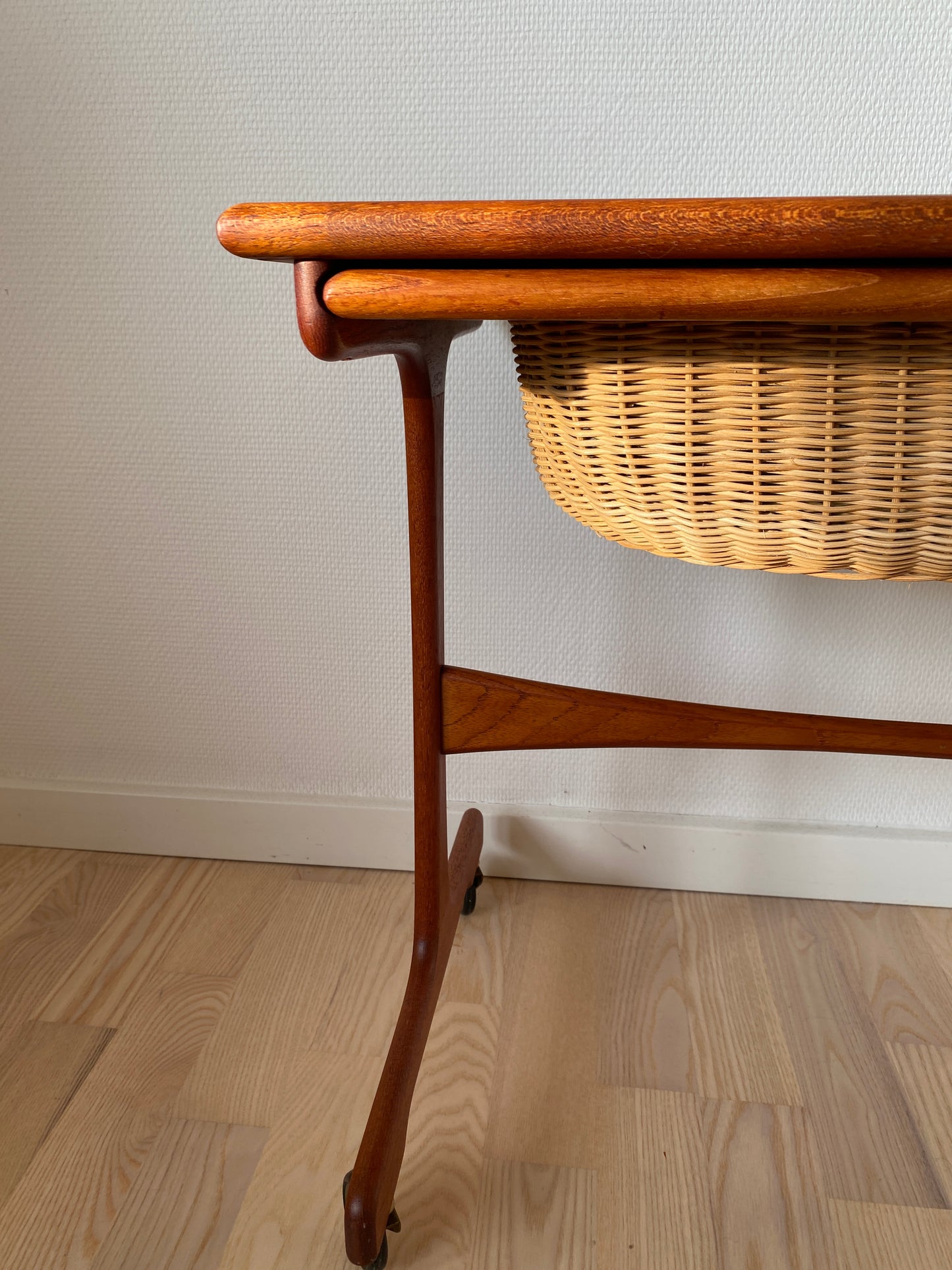 Teak Nähtisch, Mid Century Design